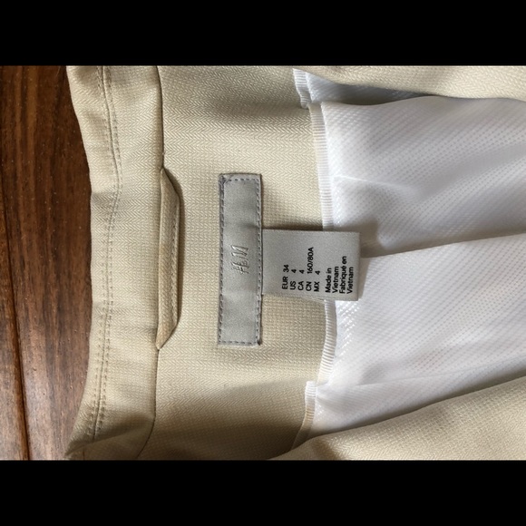 Cream Blazer - Picture 2 of 2